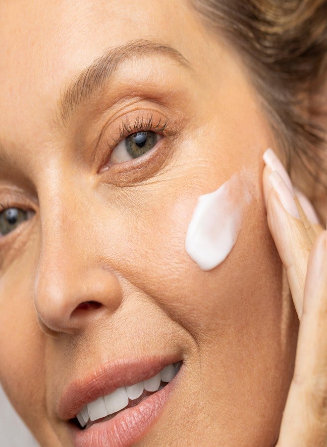 جودجاينز كريم مرطب H2O My God Water Cream مع فيتامين سي، وببتيدات الكولاجين النباتية، وخلايا جذعية التفاح - كريم مرطب خفيف الوزن للاستخدام ليلاً ونهاراً لبشرة ناعمة ومشرقة - نباتي ولم يُختبر على الحيوانات، 1.7 أونصة - Image 3
